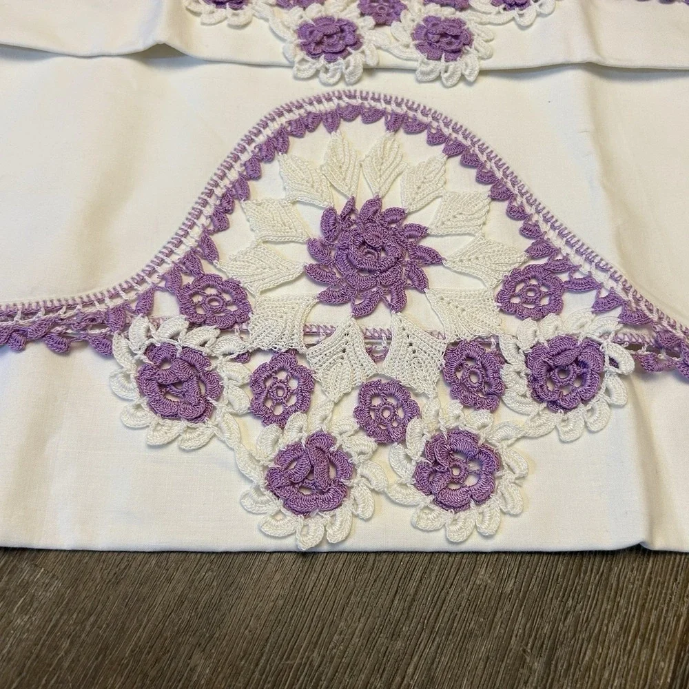 Vtg Stevens Mohawk Cotton Linens 4pc Hand Crochet Purple Floral Pillowcase Shams